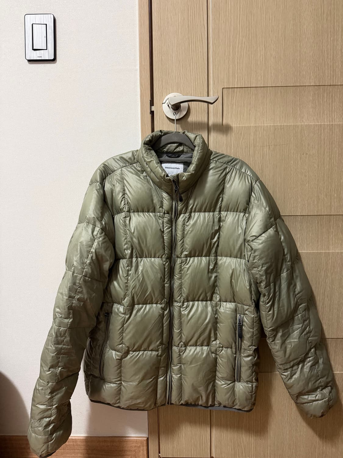 디네댓 경량패딩 다크세이지 L 상품이미지1