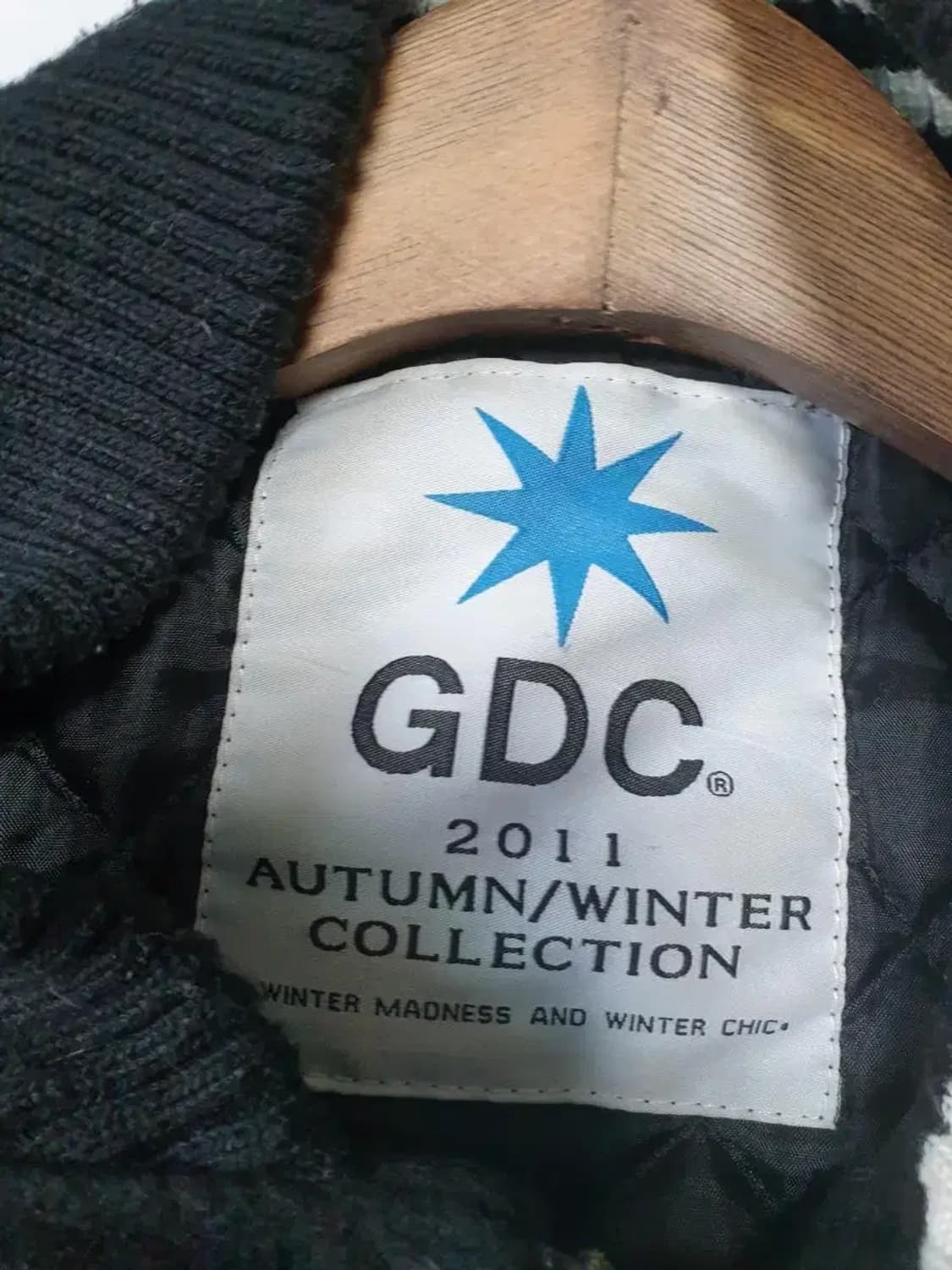 GDC 블랙 바시티 스타디움 자켓 상품이미지3