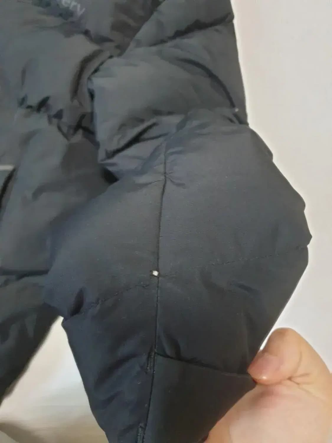 디스커버리 블랙 롱패딩 상품이미지4