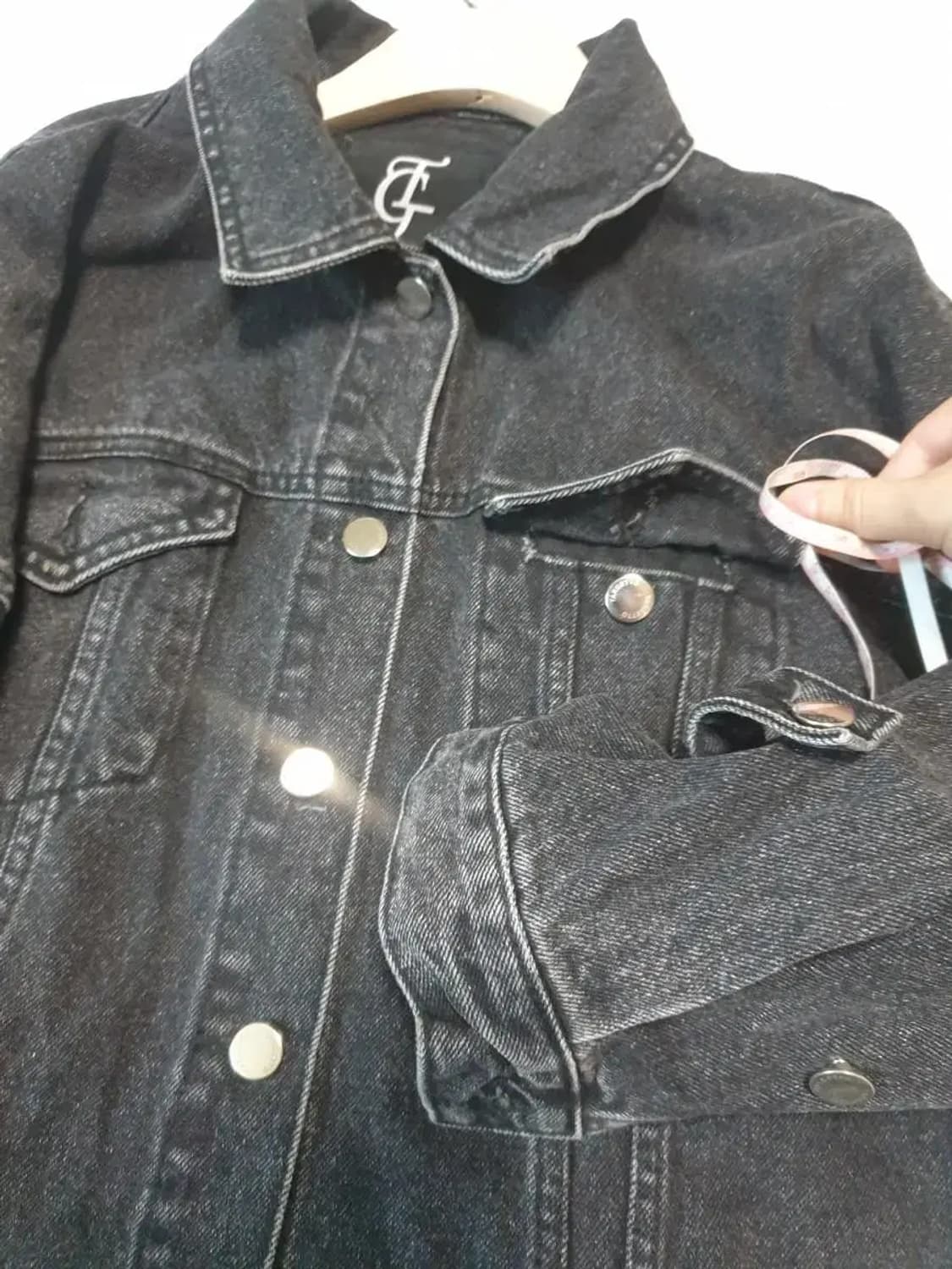 타게토 블랙 데님 벨티드 크롭 흑청자켓 상품이미지2