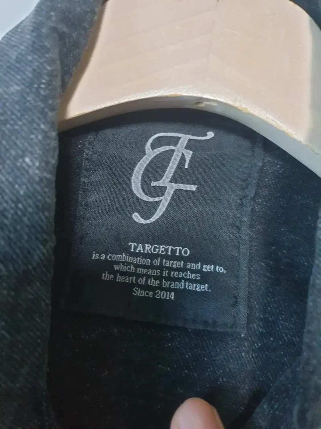 타게토 블랙 데님 벨티드 크롭 흑청자켓 상품이미지3