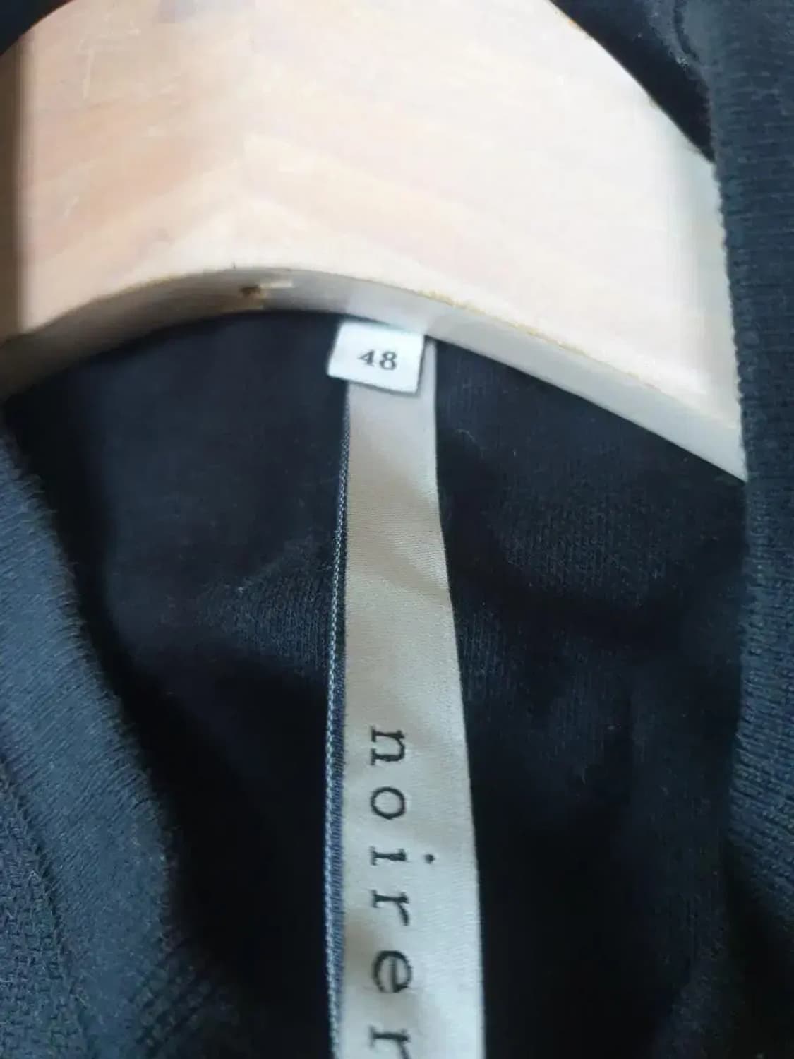 노이어 블랙 맨투맨 티셔츠 상품이미지3