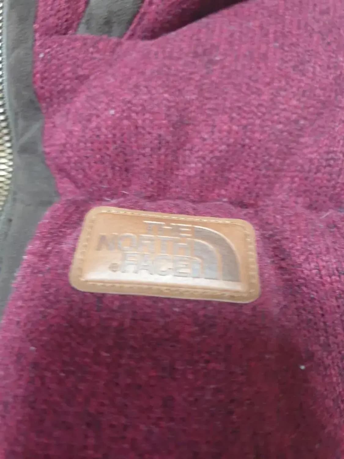 노스페이스 버건디 플리스 패딩조끼 상품이미지2