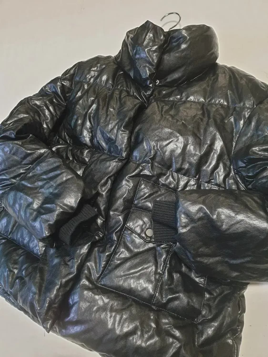 아떼바네사브루노 구스 가죽 패딩 상품이미지2