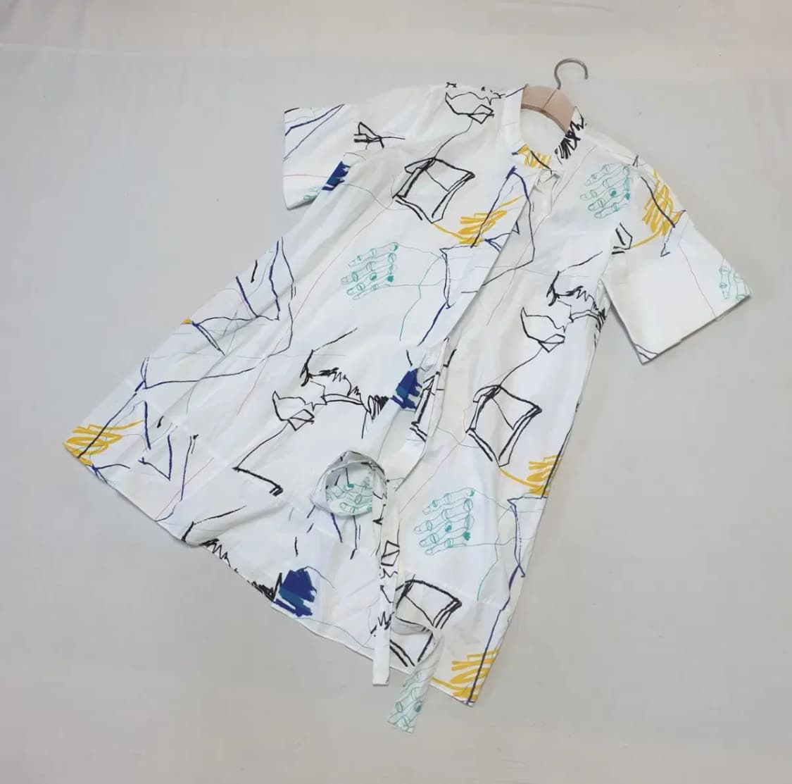 러브유쏘머치 페인팅 원피스 상품이미지1