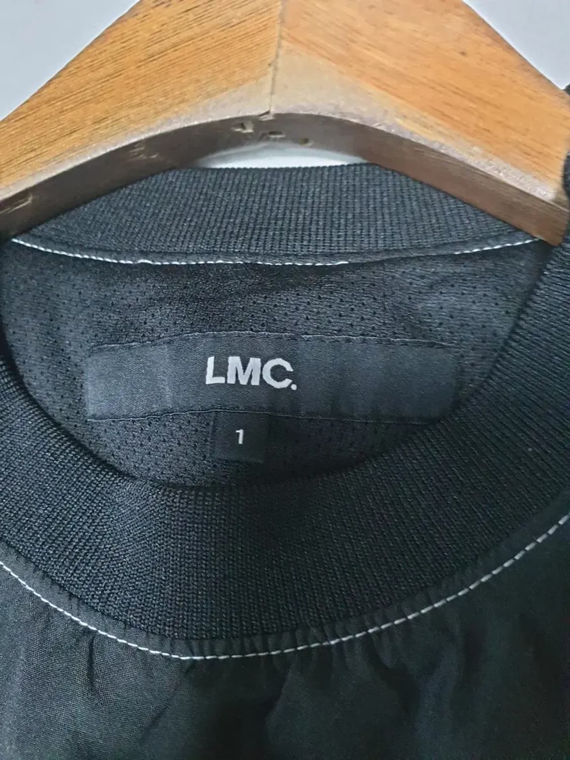 LMC 블랙 우븐 쉘탑 웜업 상품이미지3