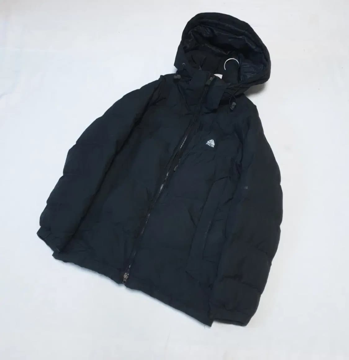 나이키 ACG 블랙 다운 패딩 상품이미지1