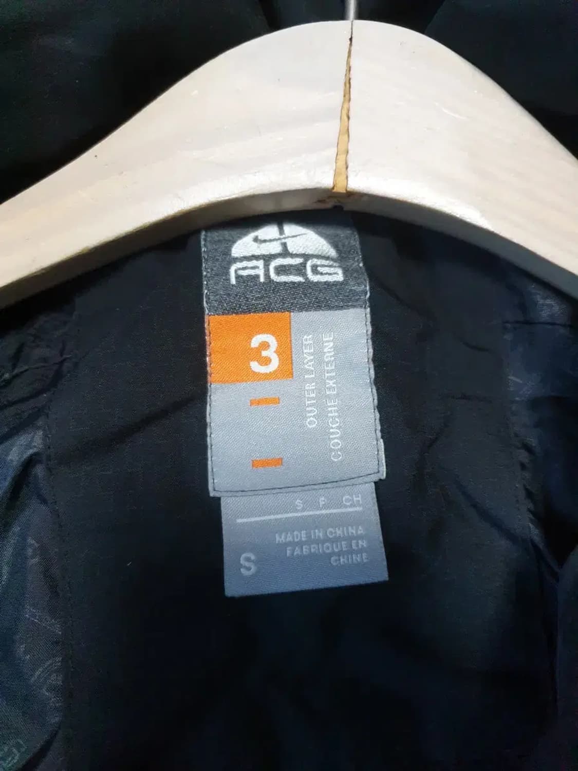 나이키 ACG 블랙 다운 패딩 상품이미지5