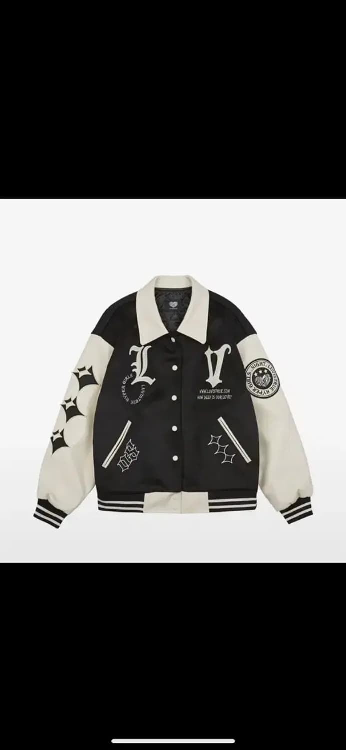 러브이즈트루 바시티 자켓 상품이미지1