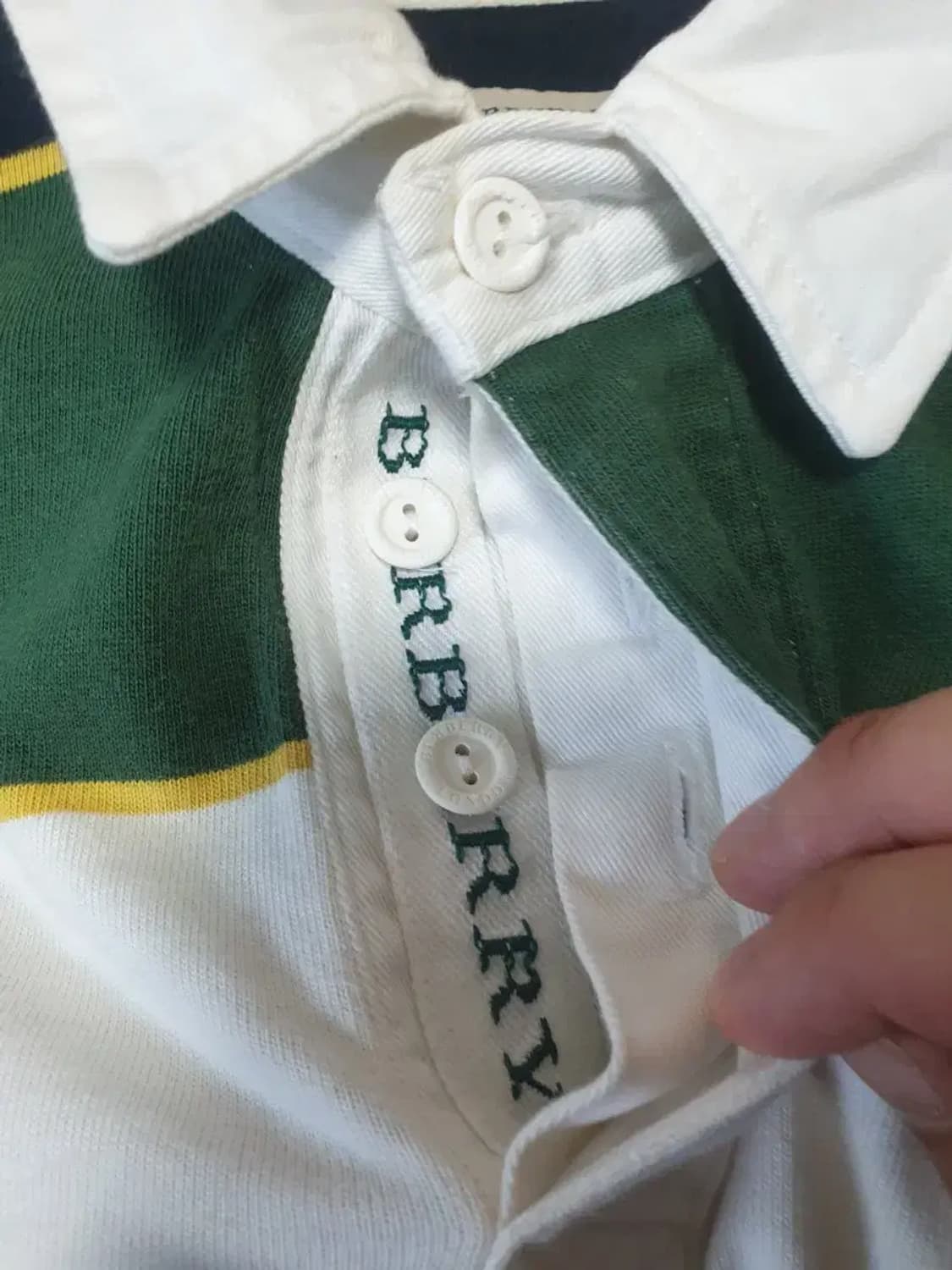 버버리 스트라이프 럭비 티셔츠 상품이미지3