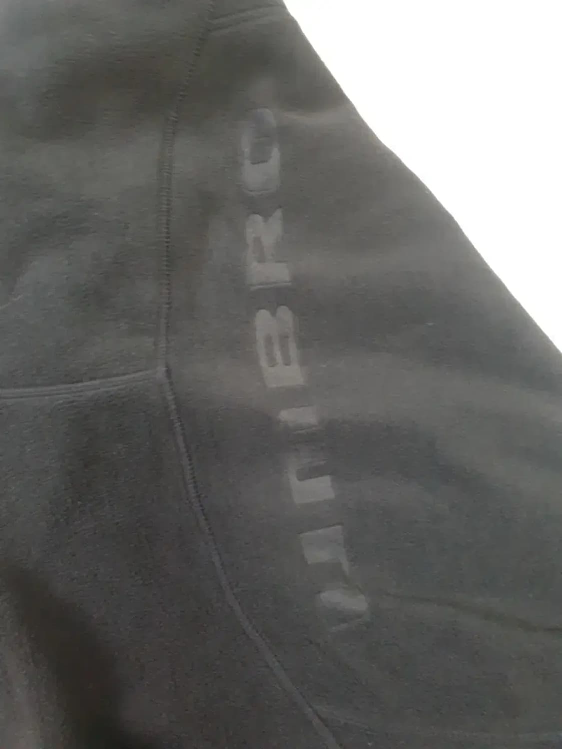 엄브로 블랙 하프집업 플리스 상품이미지2