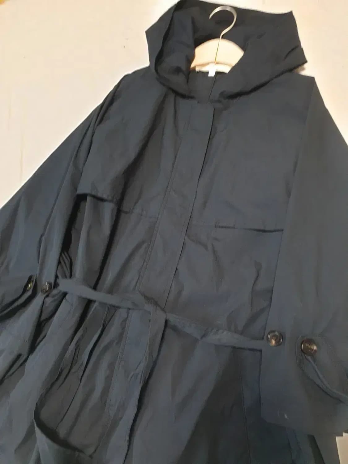 아떼바네사브루노 네이비 나일론 후드 코트 자켓 상품이미지2