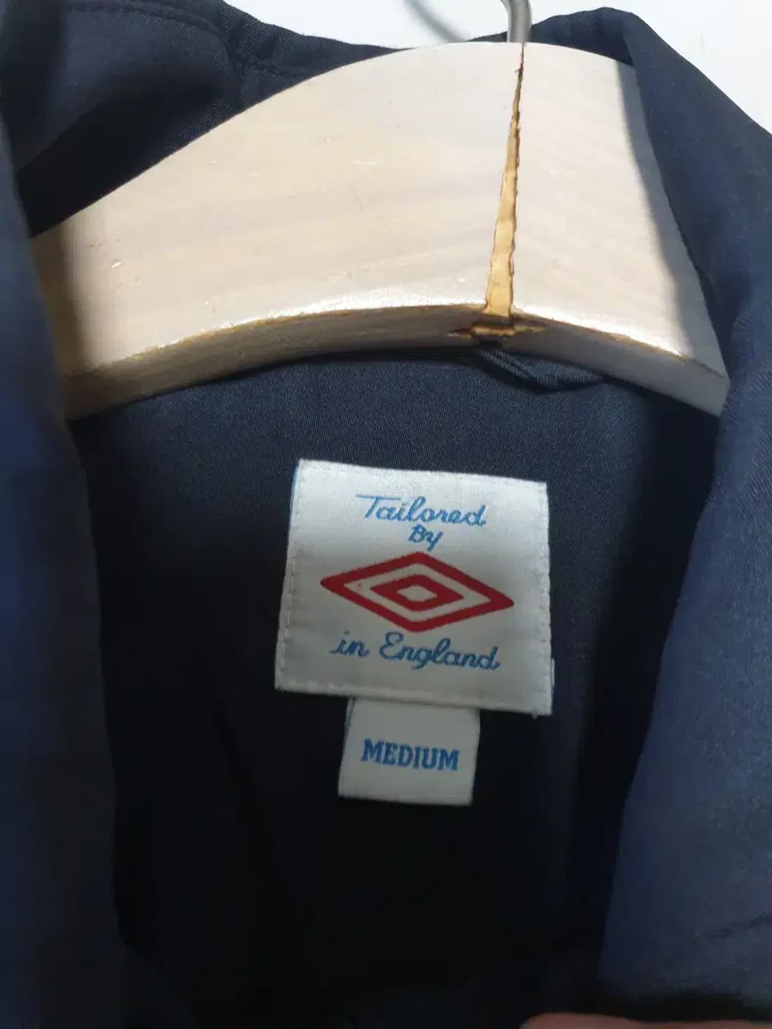 엄브로 잉글랜드 국대 네이비 트랙 자켓 상품이미지4