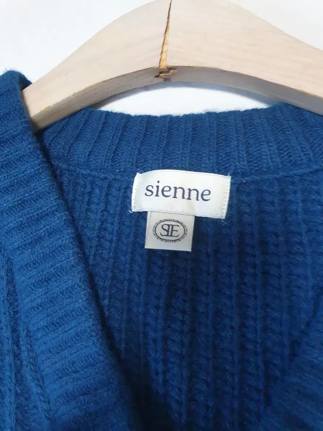 시엔느 슈퍼파인울 네이비 니트 조끼 상품이미지3