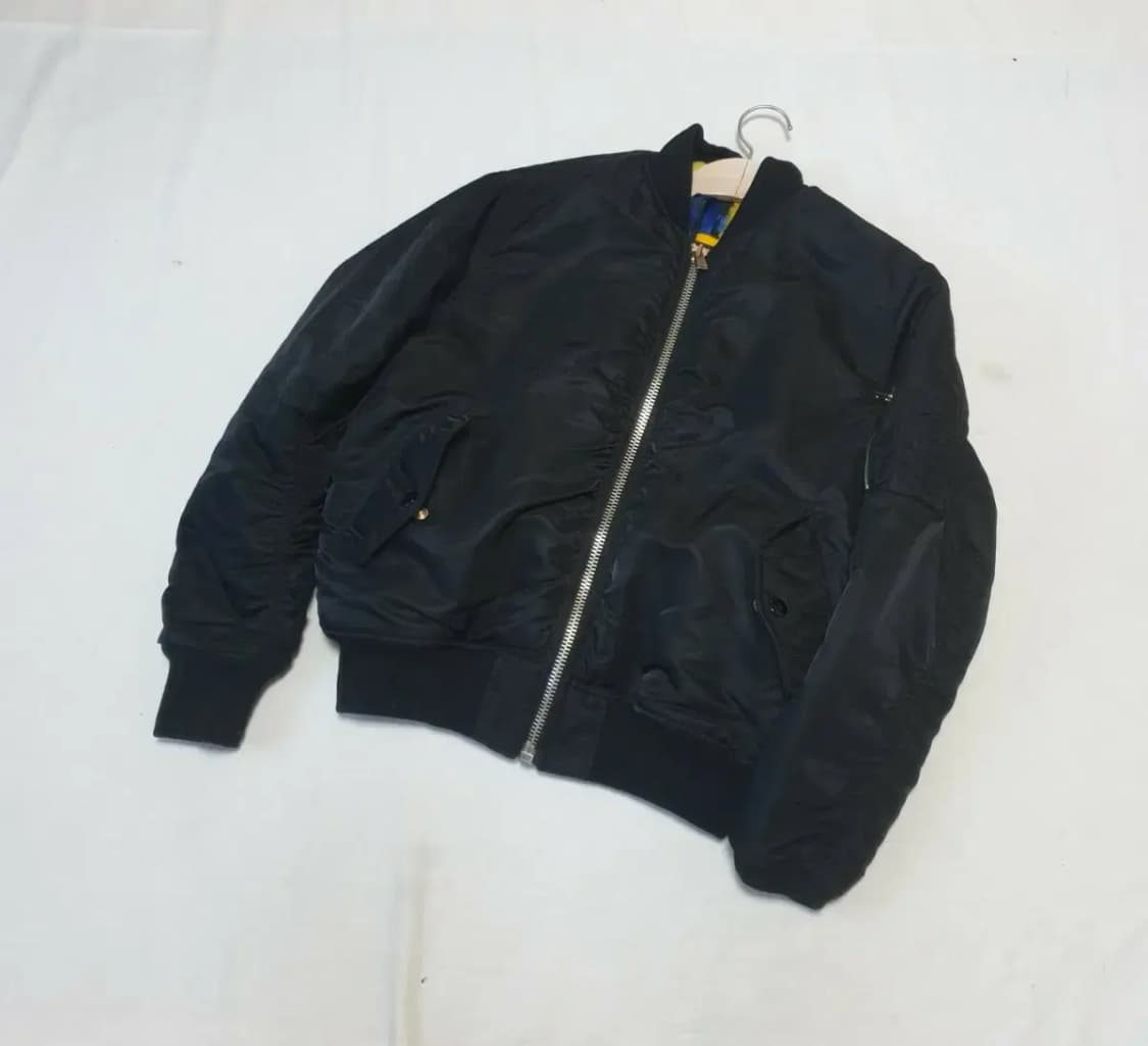 SJYP 블랙 봄버 퍼 자켓 상품이미지1