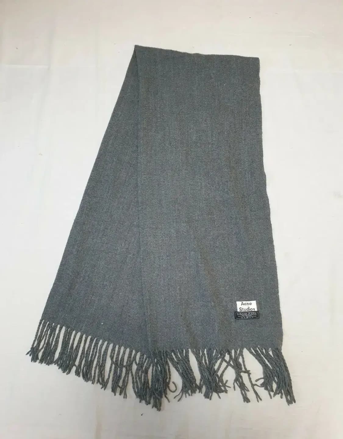 아크네 버진울 머플러 상품이미지1