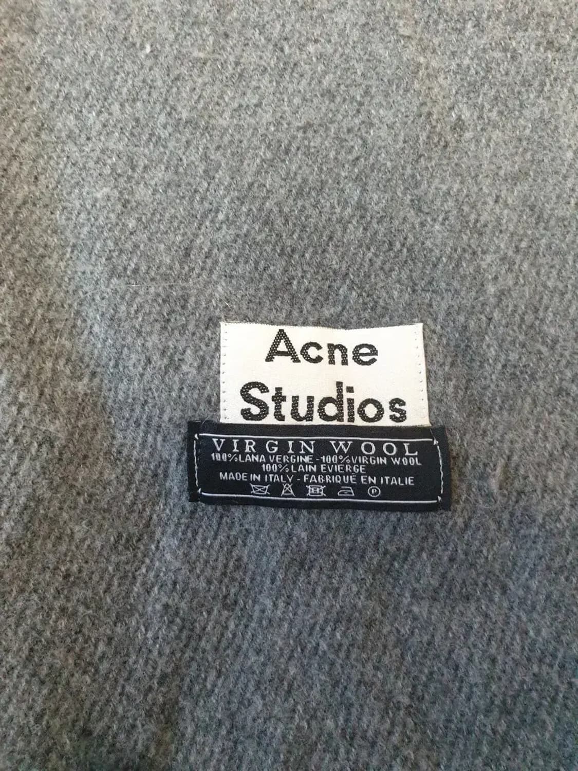 아크네 버진울 머플러 상품이미지2