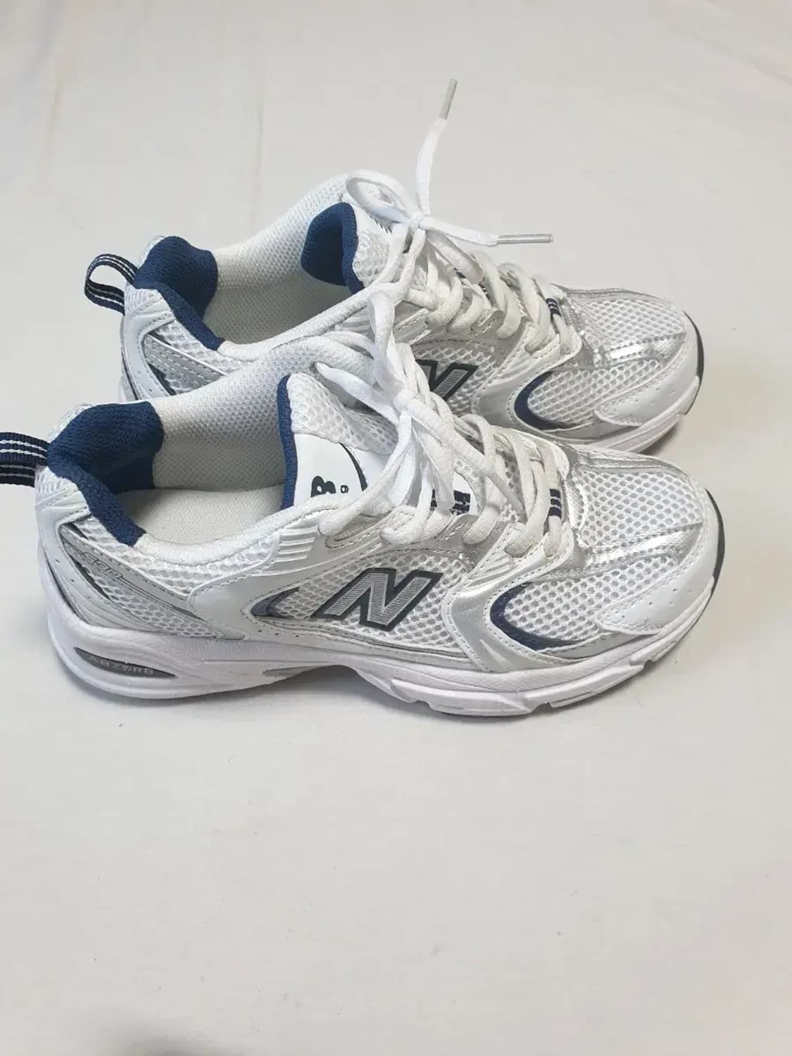 뉴발란스 530 화이트 실버  225 상품이미지3