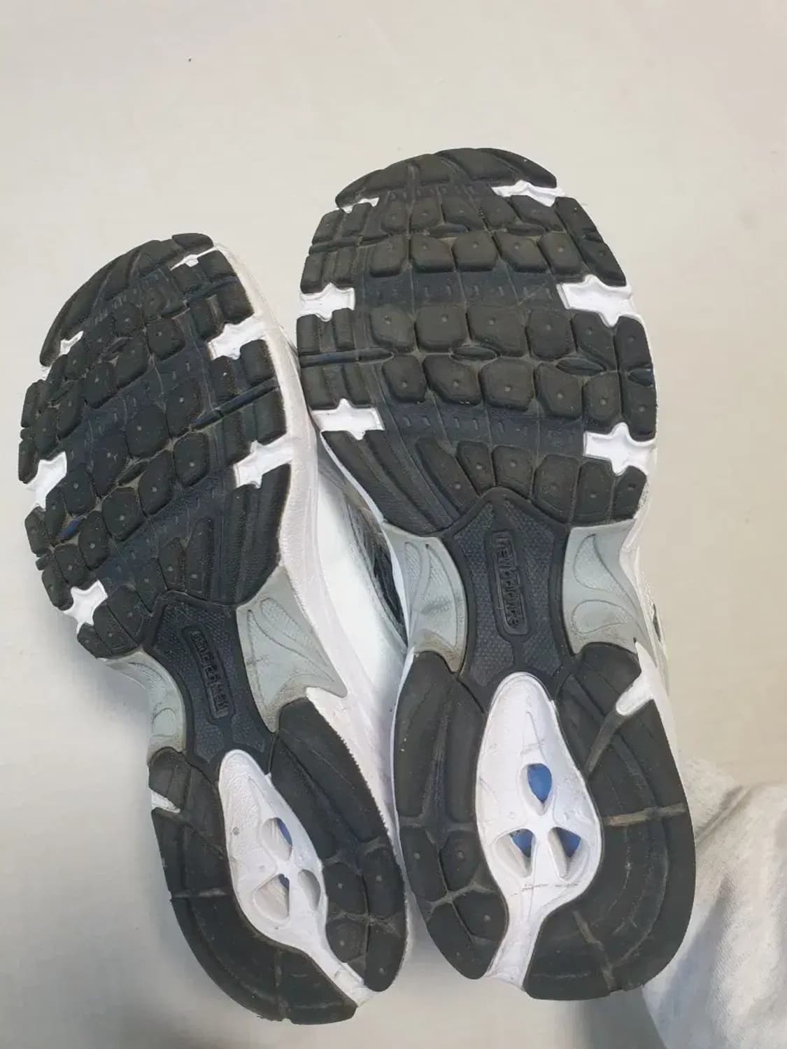 뉴발란스 530 화이트 실버  225 상품이미지7