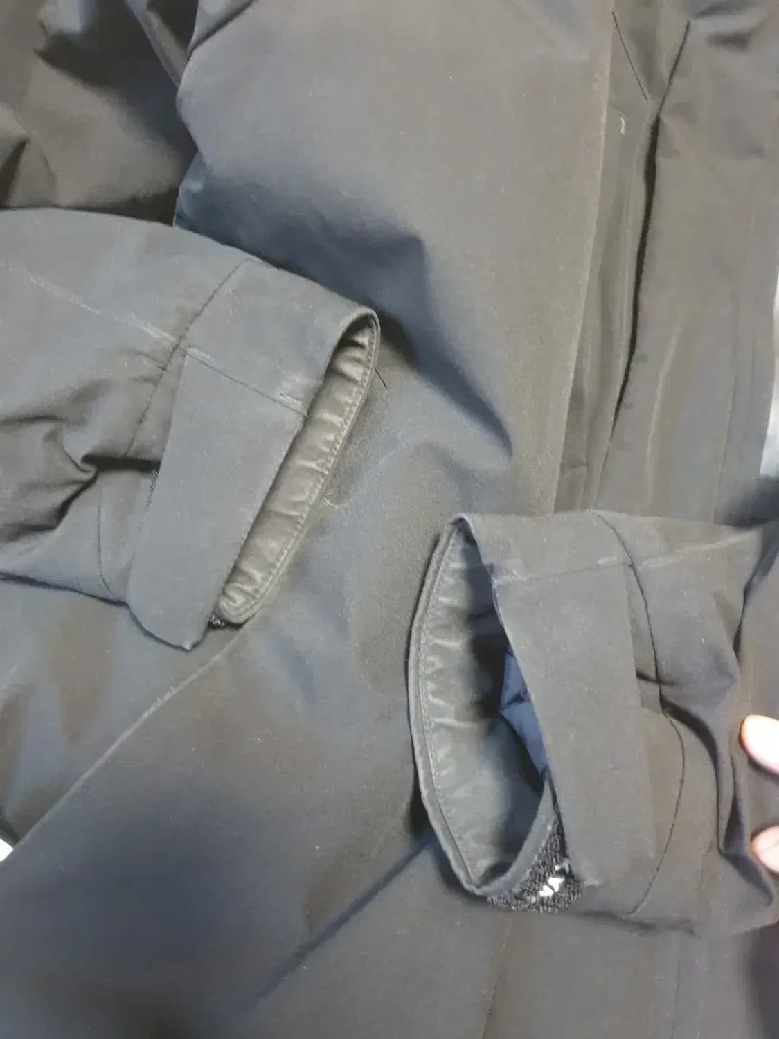 블랙야크 블랙 워크 패딩자켓 상품이미지3