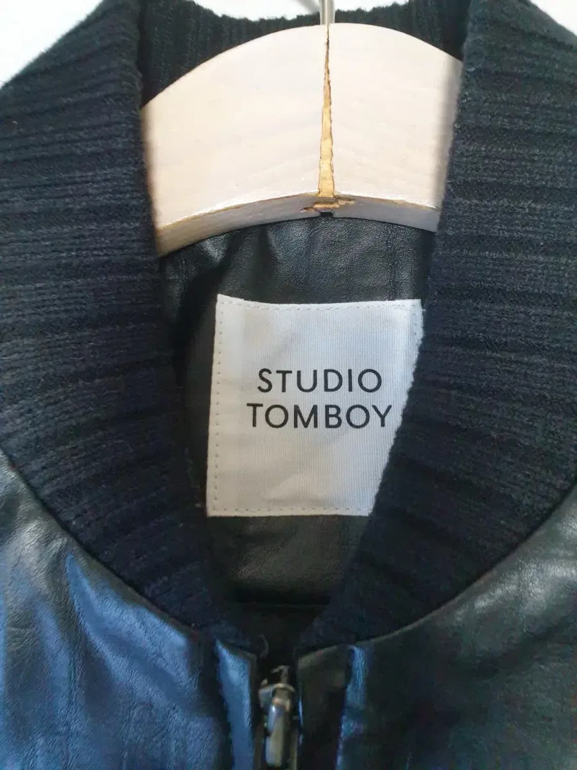 스튜디오톰보이 절개포인트 레더 블루종 상품이미지4