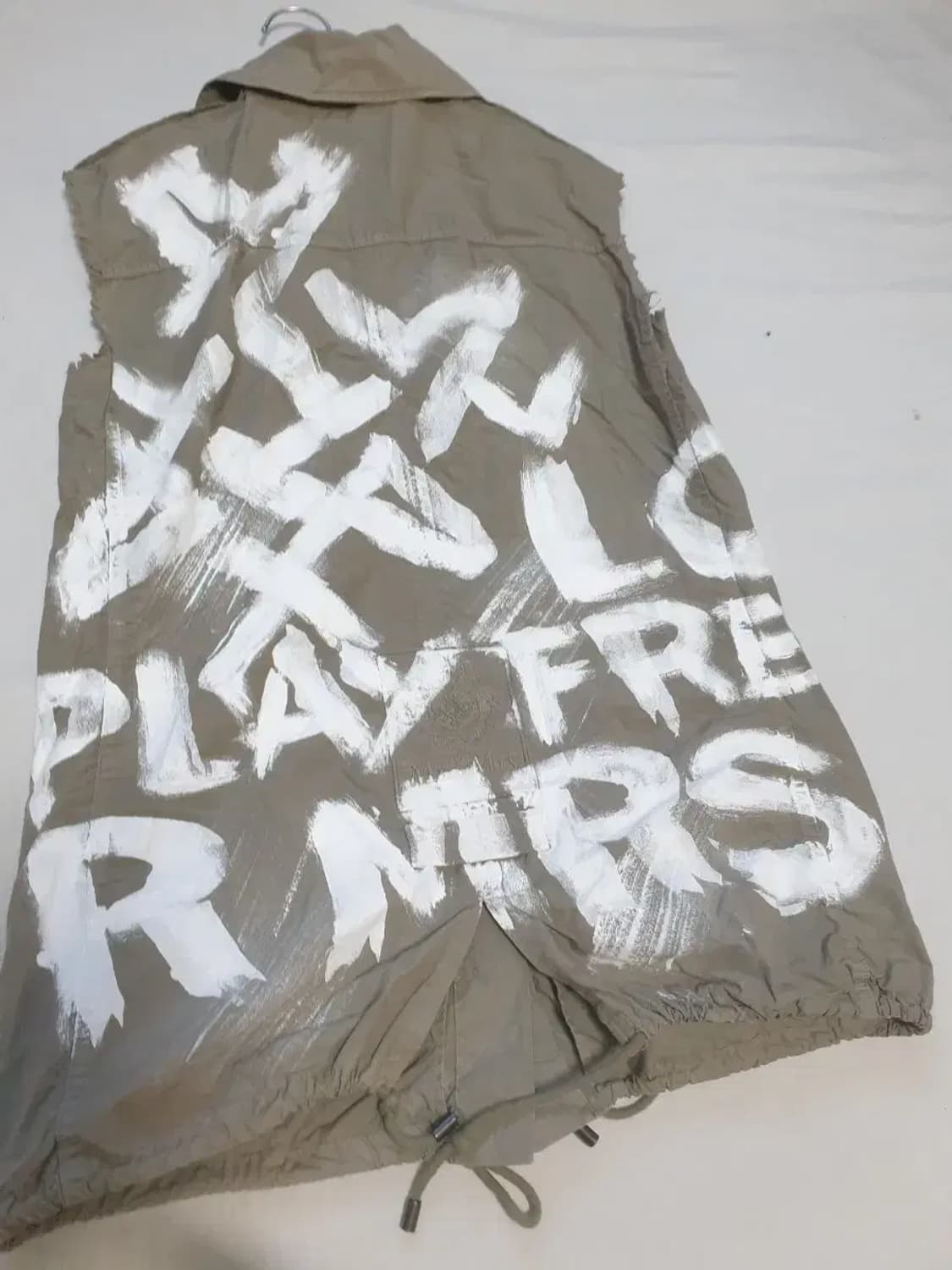 미스터앤미세스 페인팅 베스트 조끼 상품이미지3