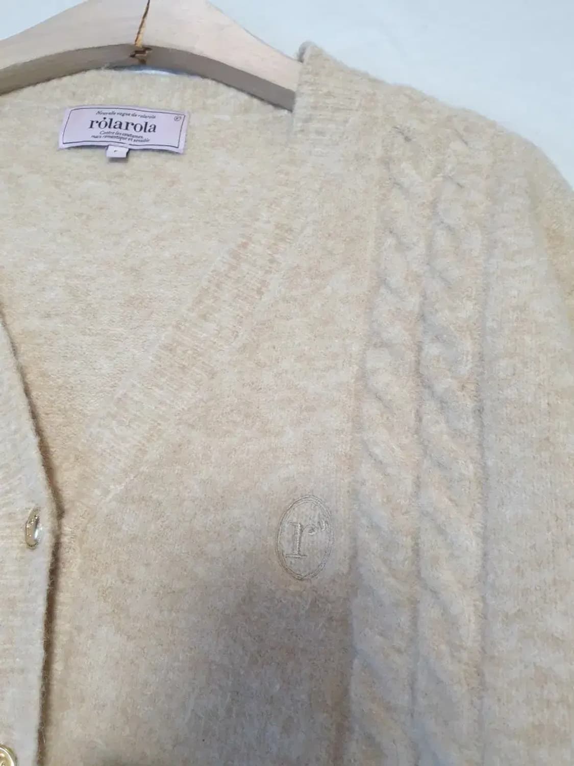 로라로라 베이지 케이블 가디건 상품이미지2