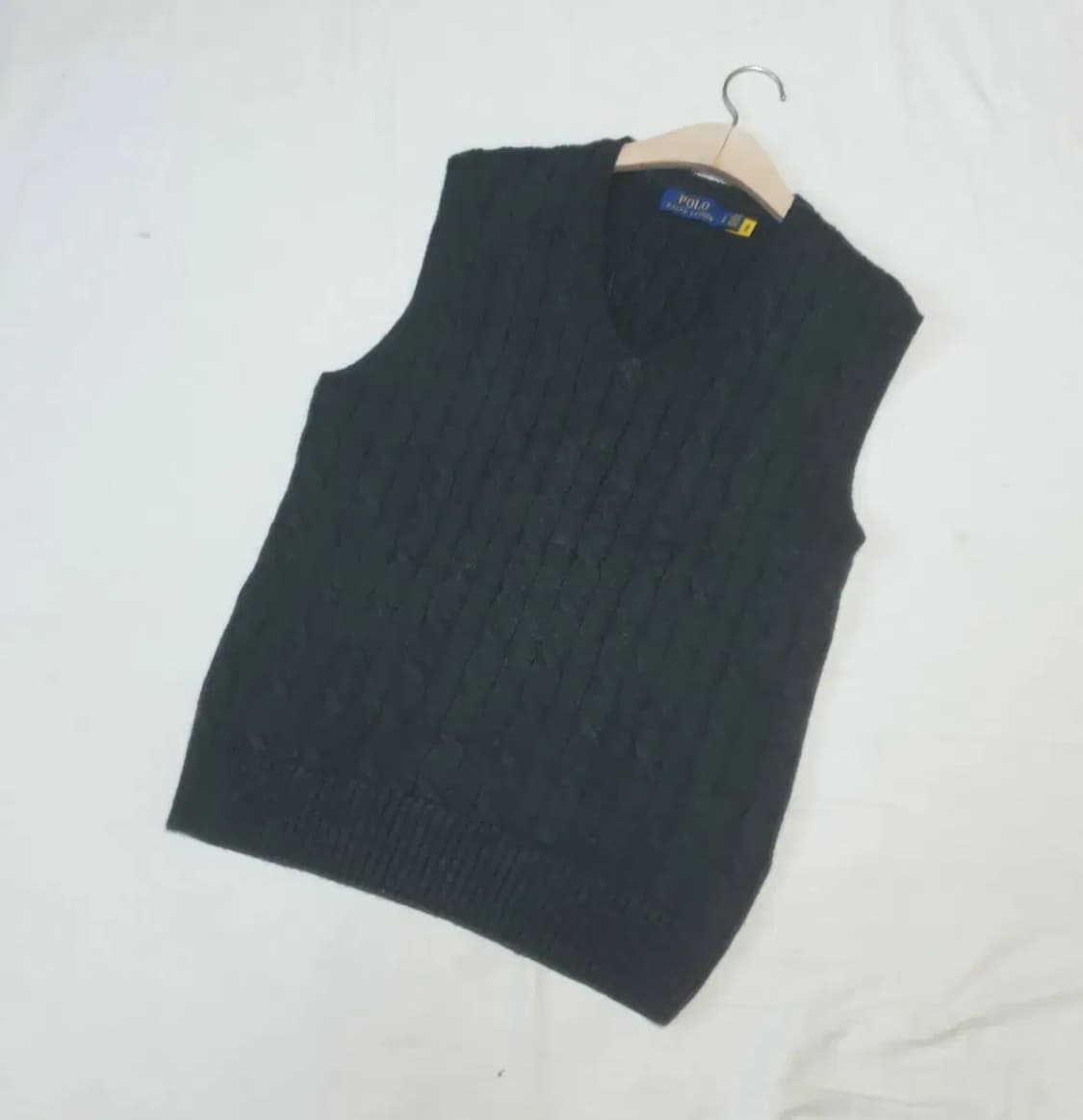 폴로 챠콜 니트 베스트 상품이미지1