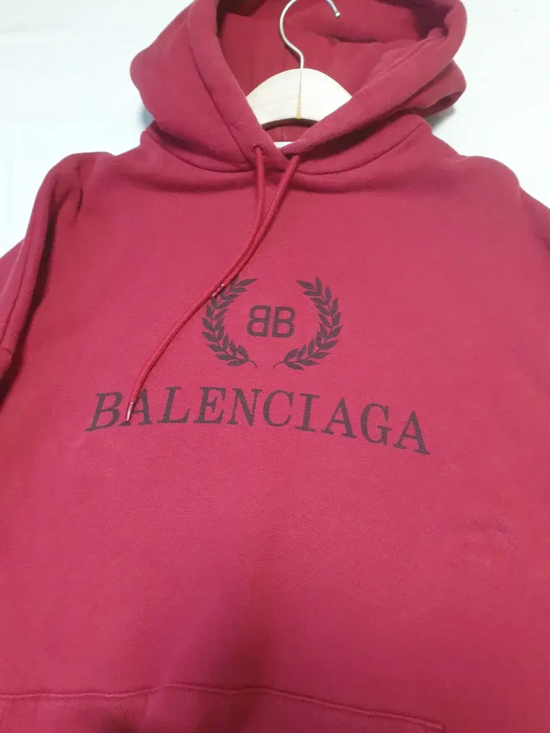 발렌시아가 버건디 월계수 후드 상품이미지3