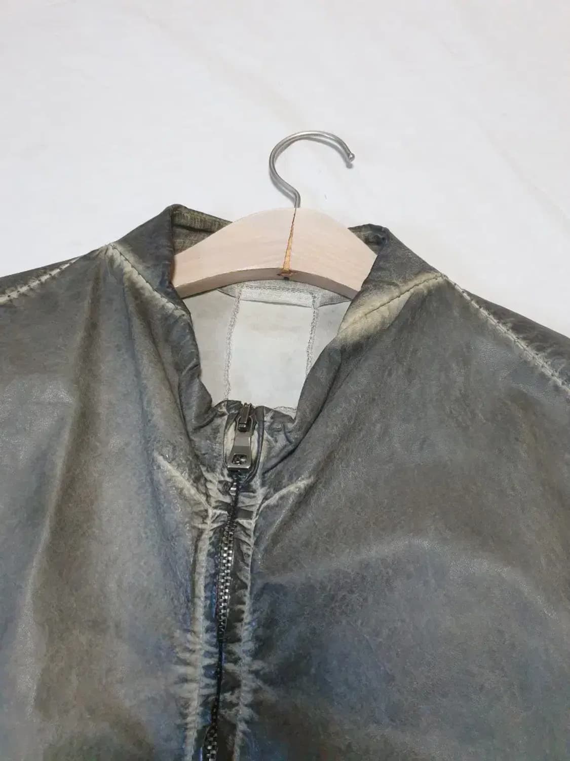 트랜짓 가먼트다잉 램스킨 자켓 상품이미지3