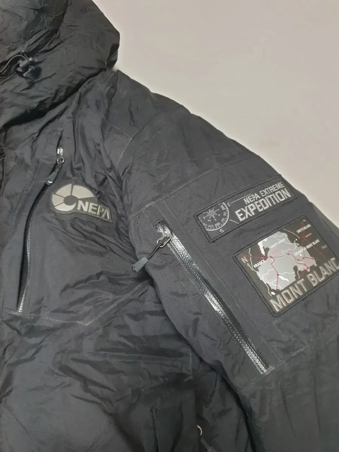 네파 블랙 히말라야 몽블랑 구스 대장 패딩 상품이미지3