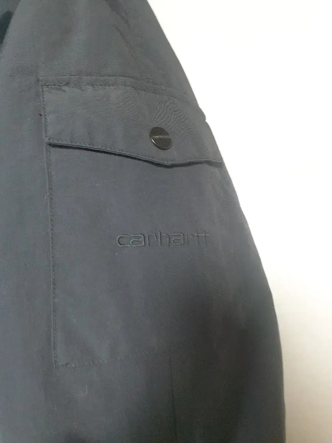 칼하트 블랙 앵커리지 패딩 파카 상품이미지2