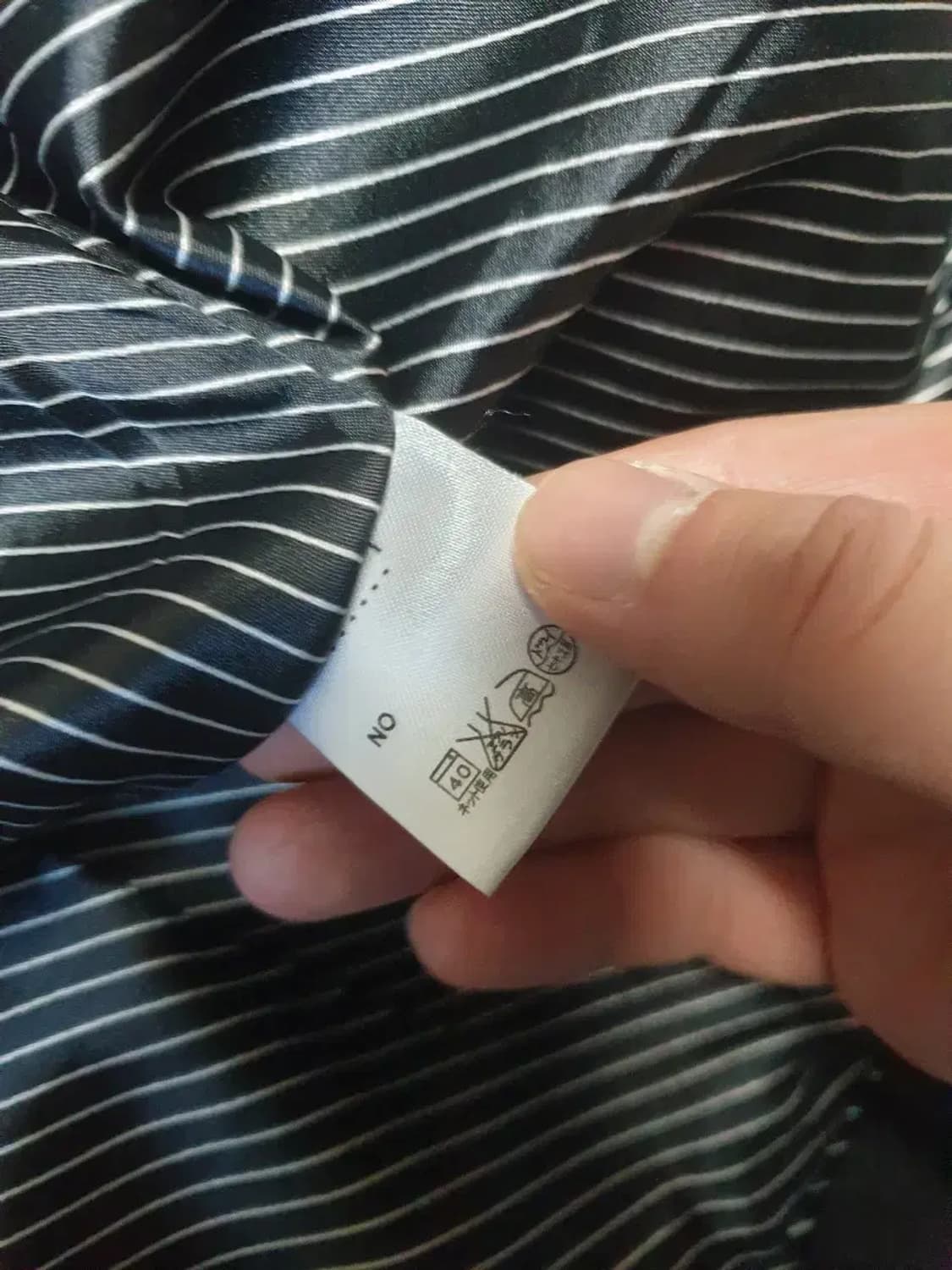 언더커버 블랙 트렌치 코트 구헝 상품이미지4