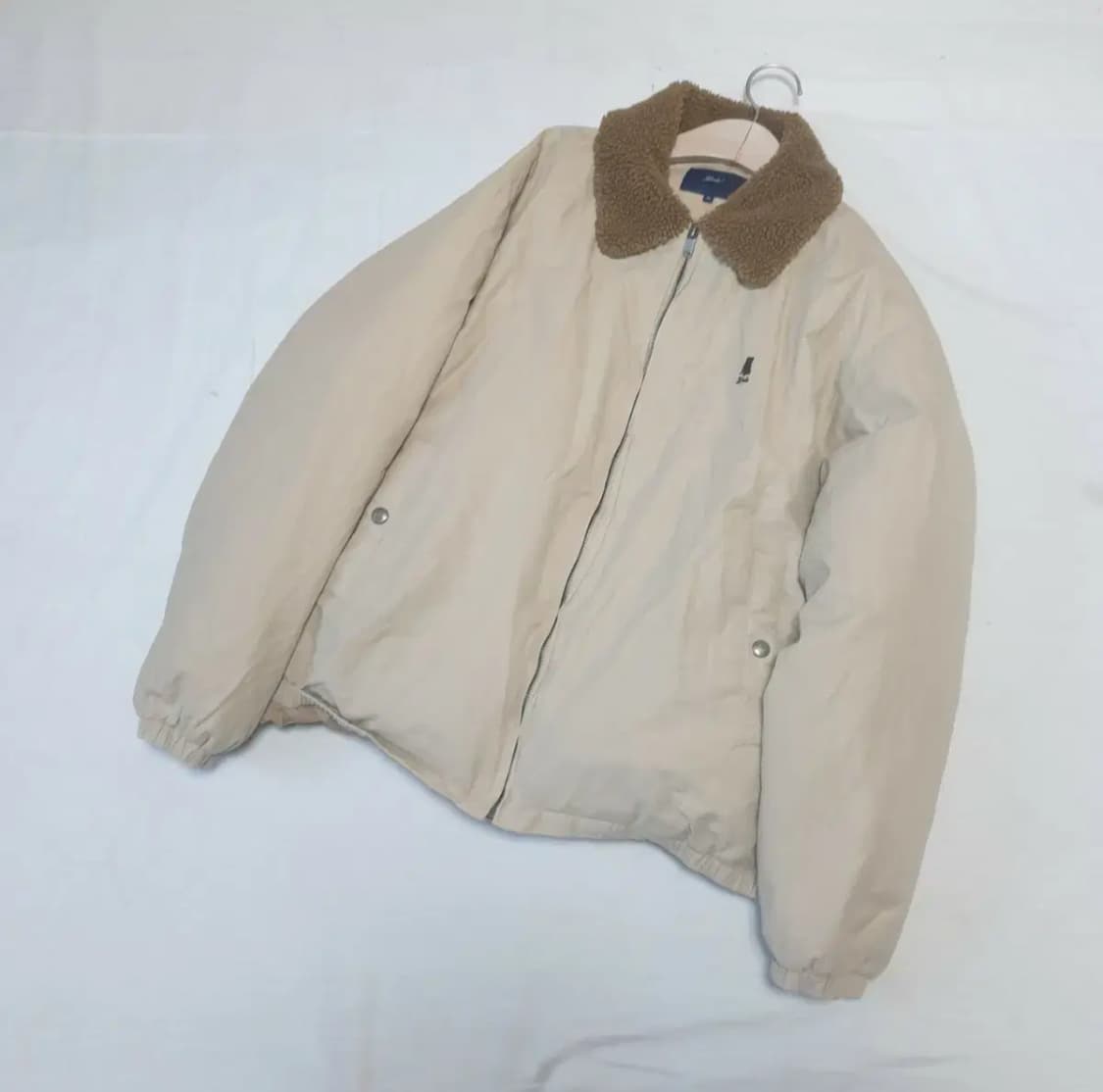 예일 베이지 푸퍼 신슐레이트 패딩 상품이미지1