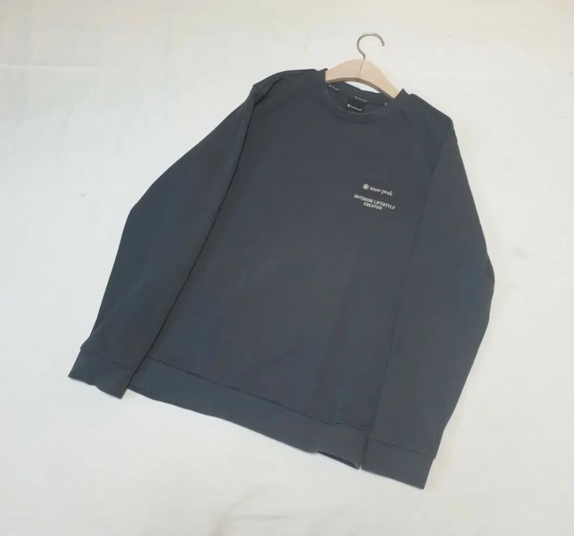 스노우피크 챠콜 맨투맨 티셔츠 상품이미지1