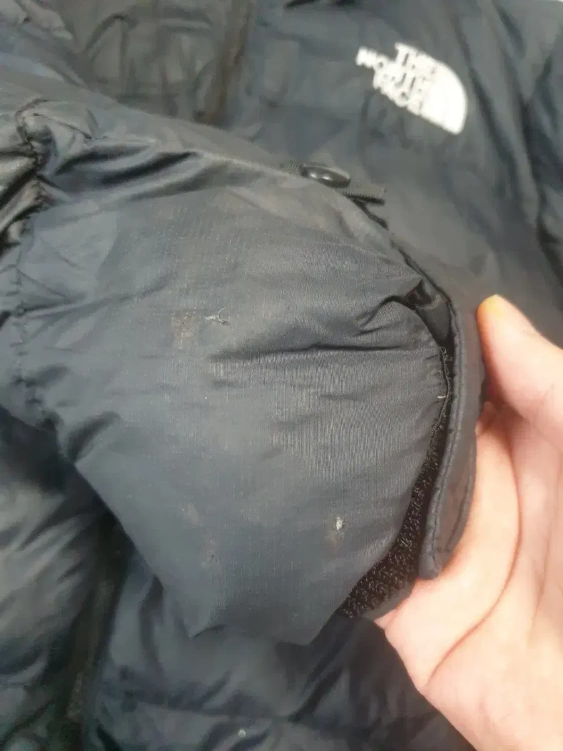 노스페이스 800 블랙 눕시 패딩 상품이미지3