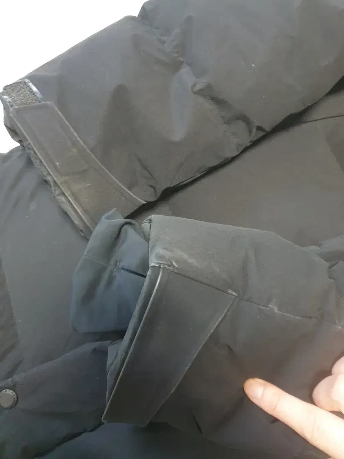 다이나핏 블랙 라쿤 구스다운 롱패딩 상품이미지4