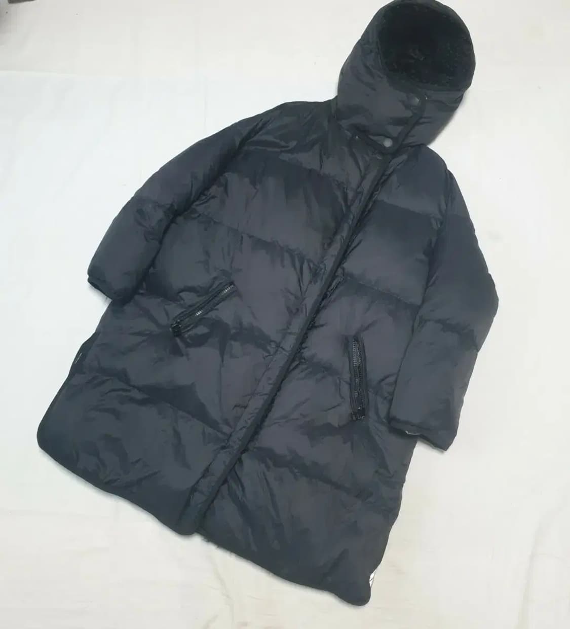 이브살로몬 블랙 램스킨 다운 패딩 32 상품이미지1