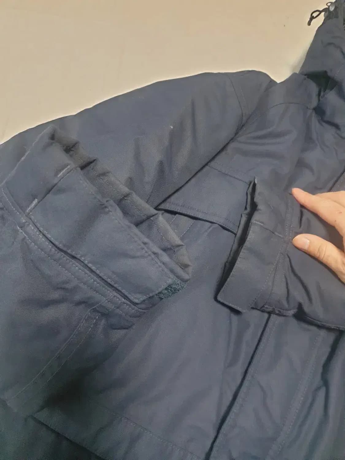 노스페이스 네이비 이콸루이트 구스 패딩 상품이미지3