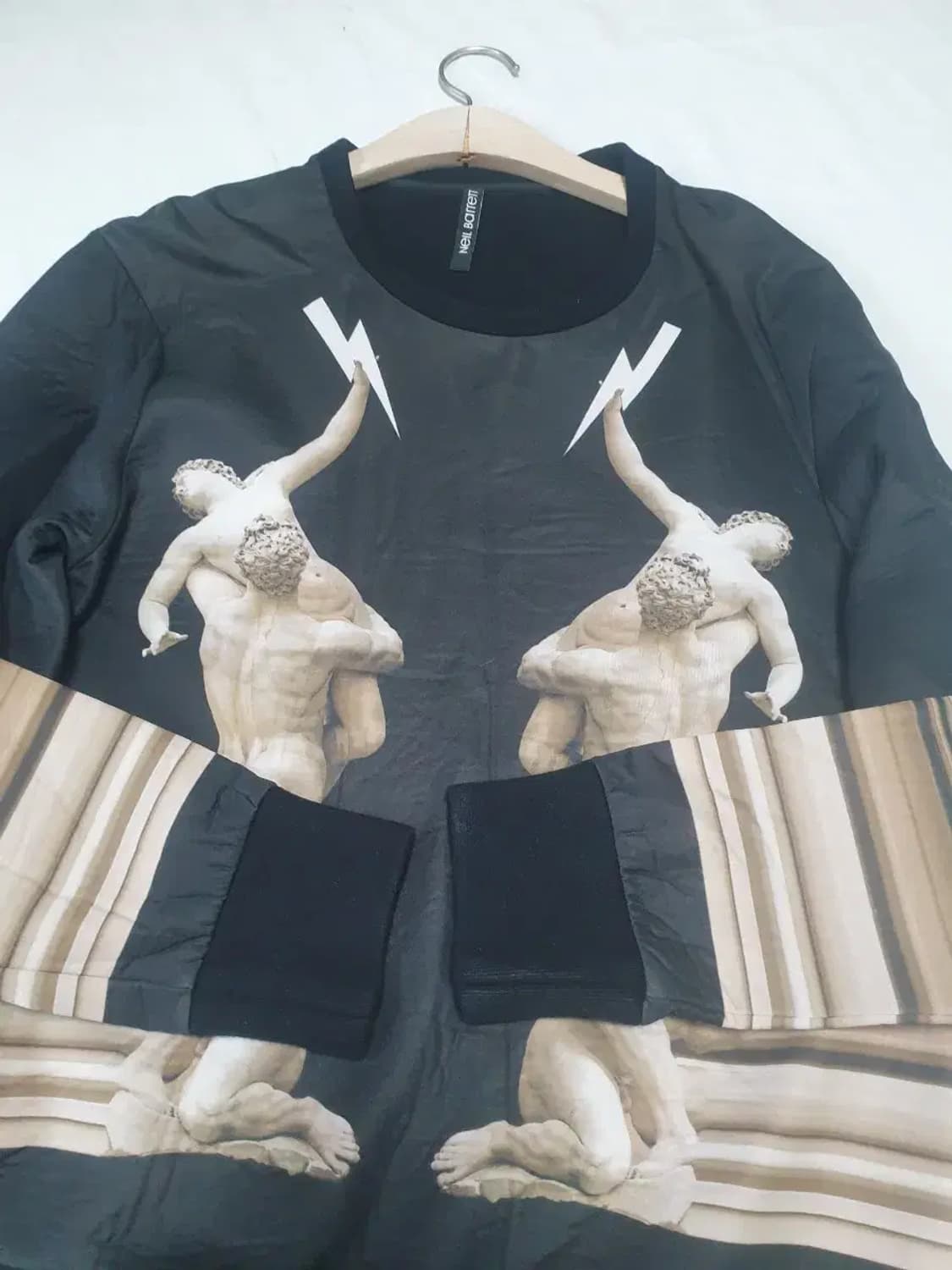 닐바렛 데칼코마니 트윈석고상 맨투맨 상품이미지2