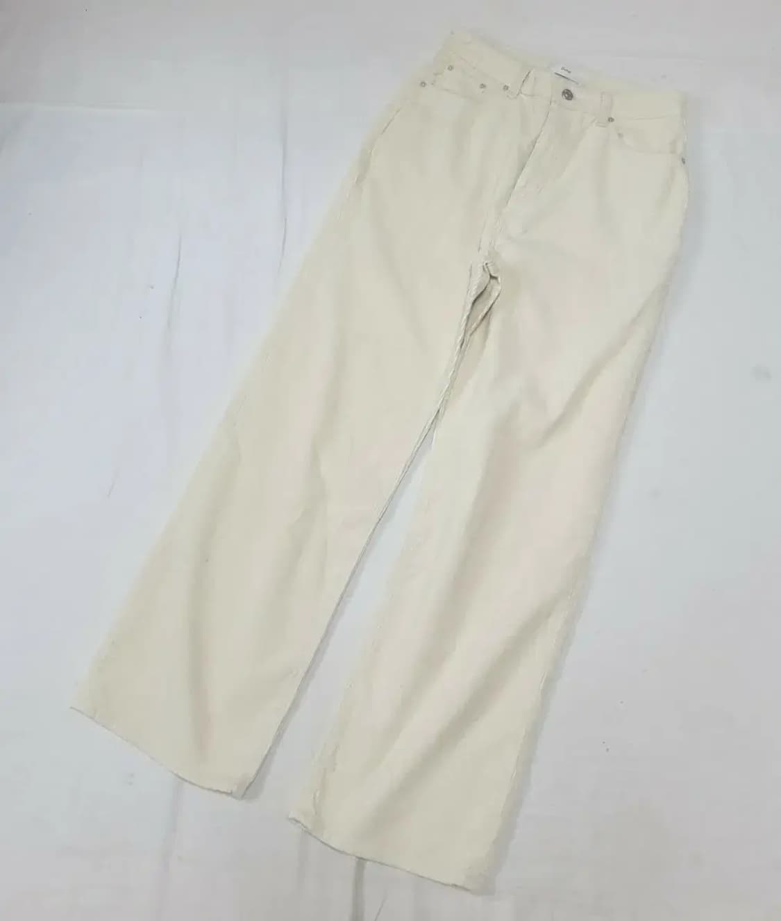 던스트 25fw 스트레이트 코듀로이 팬츠 크림 상품이미지1