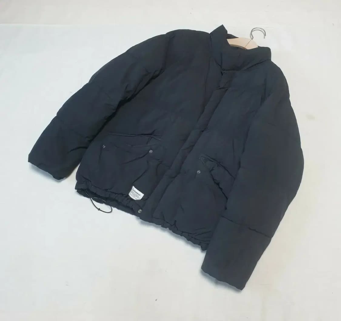 커버낫 블랙 푸퍼 숏패딩 상품이미지1