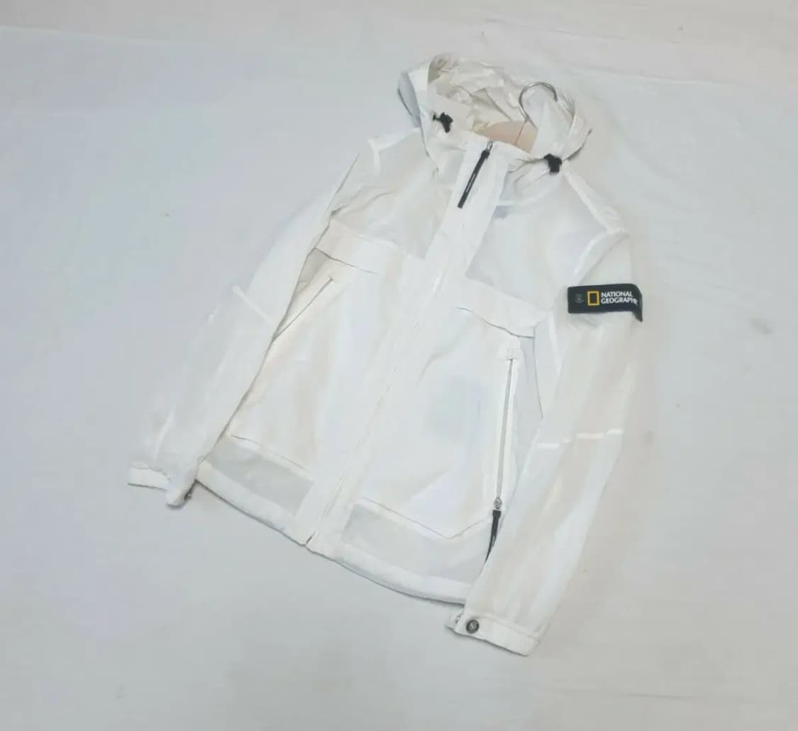 내셔널지오그래픽 화이트 바람막이 자켓 상품이미지1