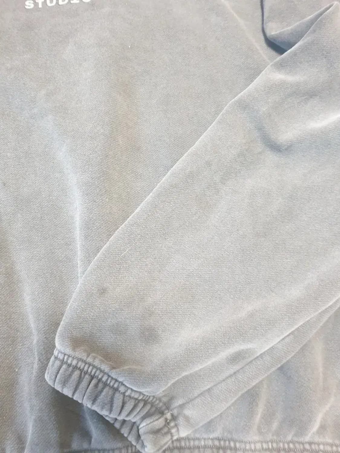 아이앱스튜디오 피그먼트 맨투맨 상품이미지2