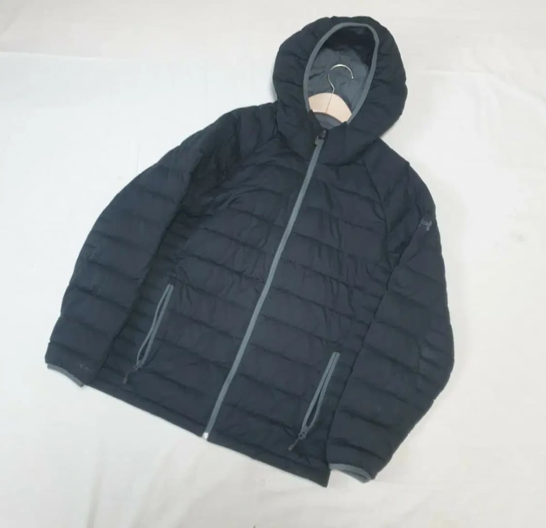 언더아머 블랙 스톰 경량 다운 패딩 상품이미지1