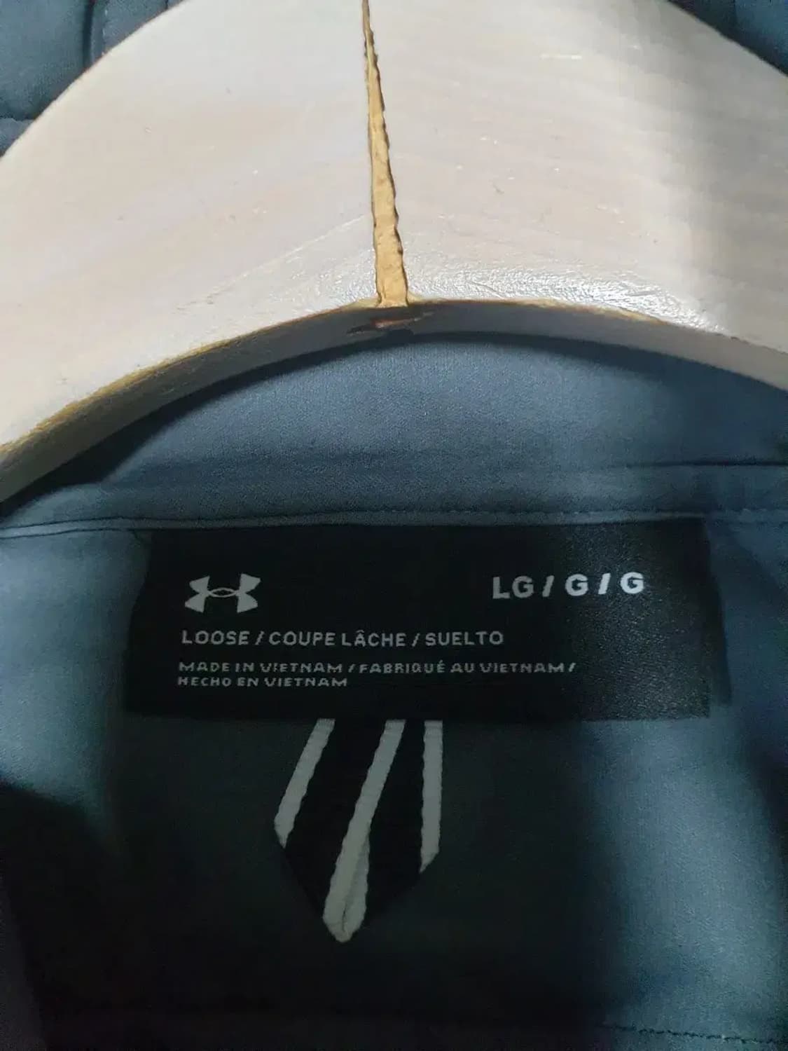 언더아머 블랙 스톰 경량 다운 패딩 상품이미지3