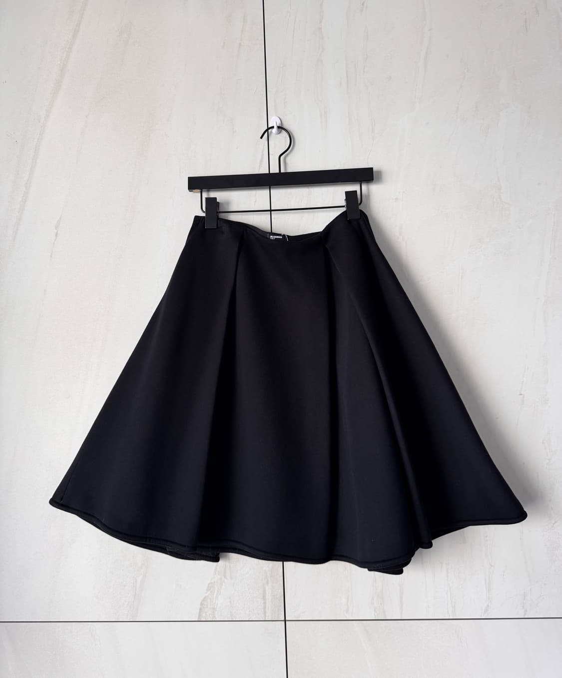 새상품 JIL SANDER질샌더블랙 플레어 스커트 36(55,66사이즈  상품이미지1