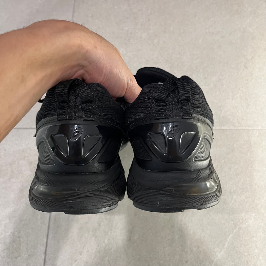 [282.5] 키코 코스타디노브 아식스 젤 버즈 블랙 상품이미지3