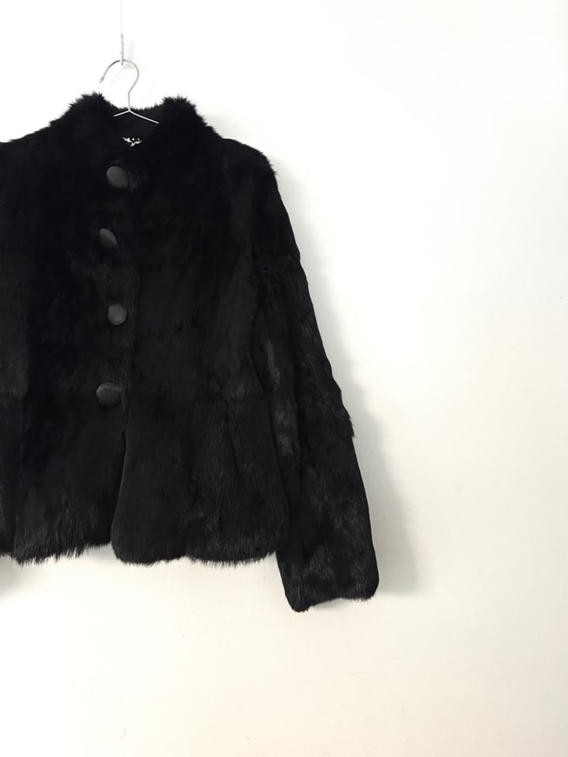 Big button rabbit fur jacket / black 상품이미지3