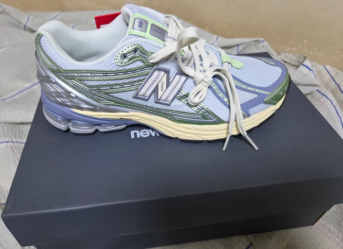 뉴발란스 1906RNE ICE BLUE 상품이미지1